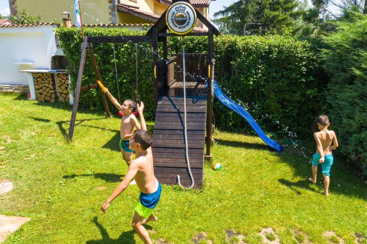 Вила Теkето I Vila Teketo Family Guest House Nikolovo Exteriör bild