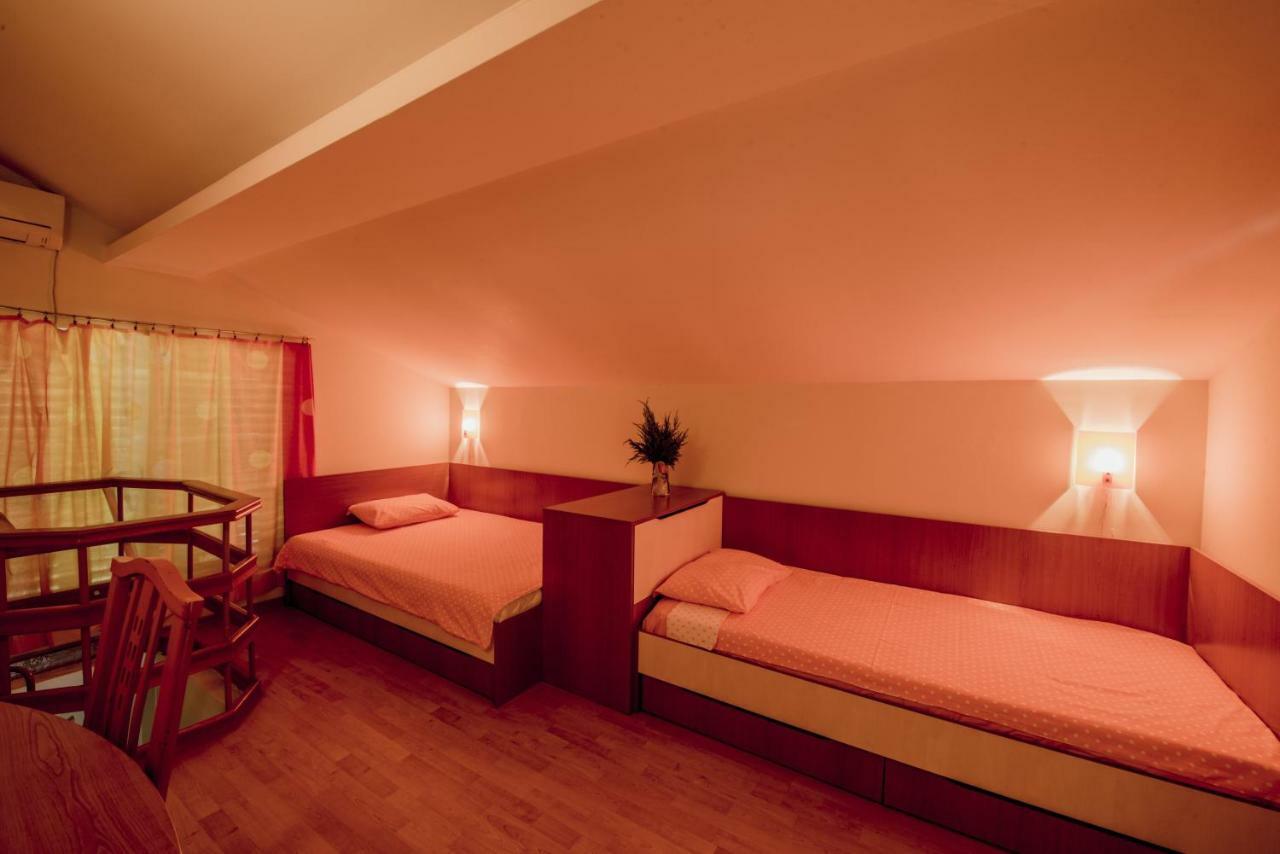 Вила Теkето I Vila Teketo Family Guest House Nikolovo Exteriör bild